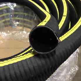 Рукав напорно-всасывающий МБС Gates OIL MASTER LITE SD (гофрированный для нефтепродуктов)